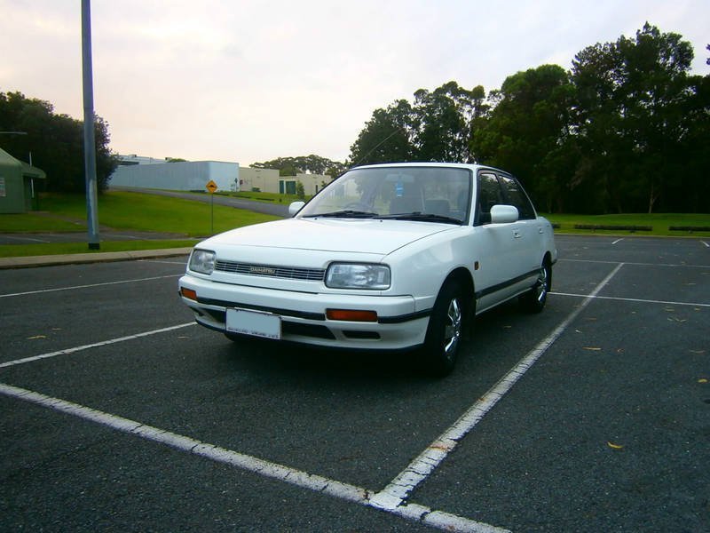 Daihatsu Applause