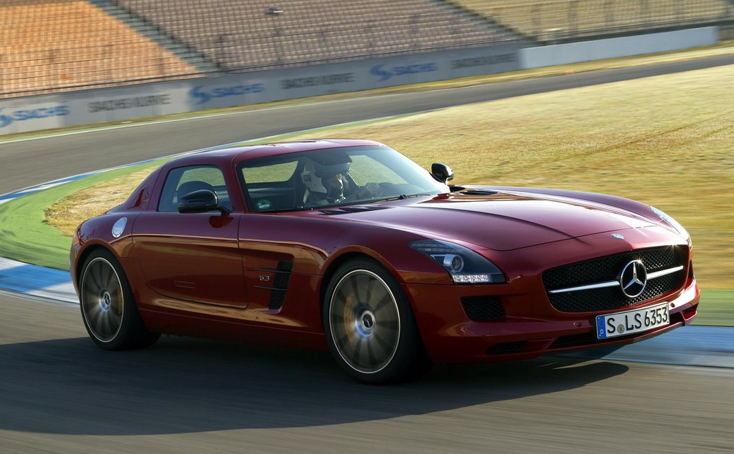 Mercedes-Benz SLS AMG
