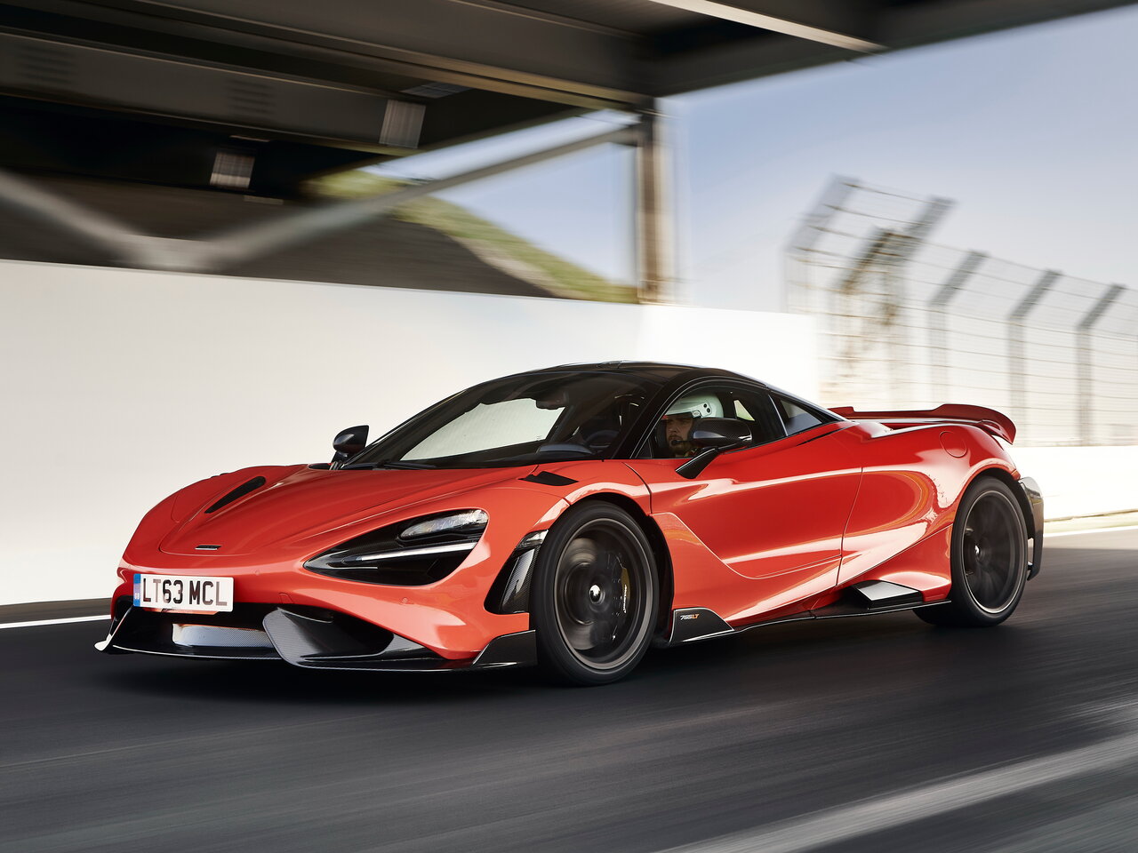 McLaren 765LT