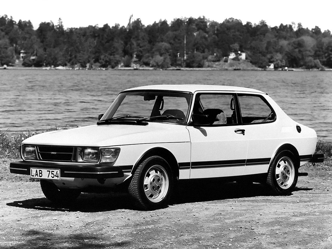 Saab 90