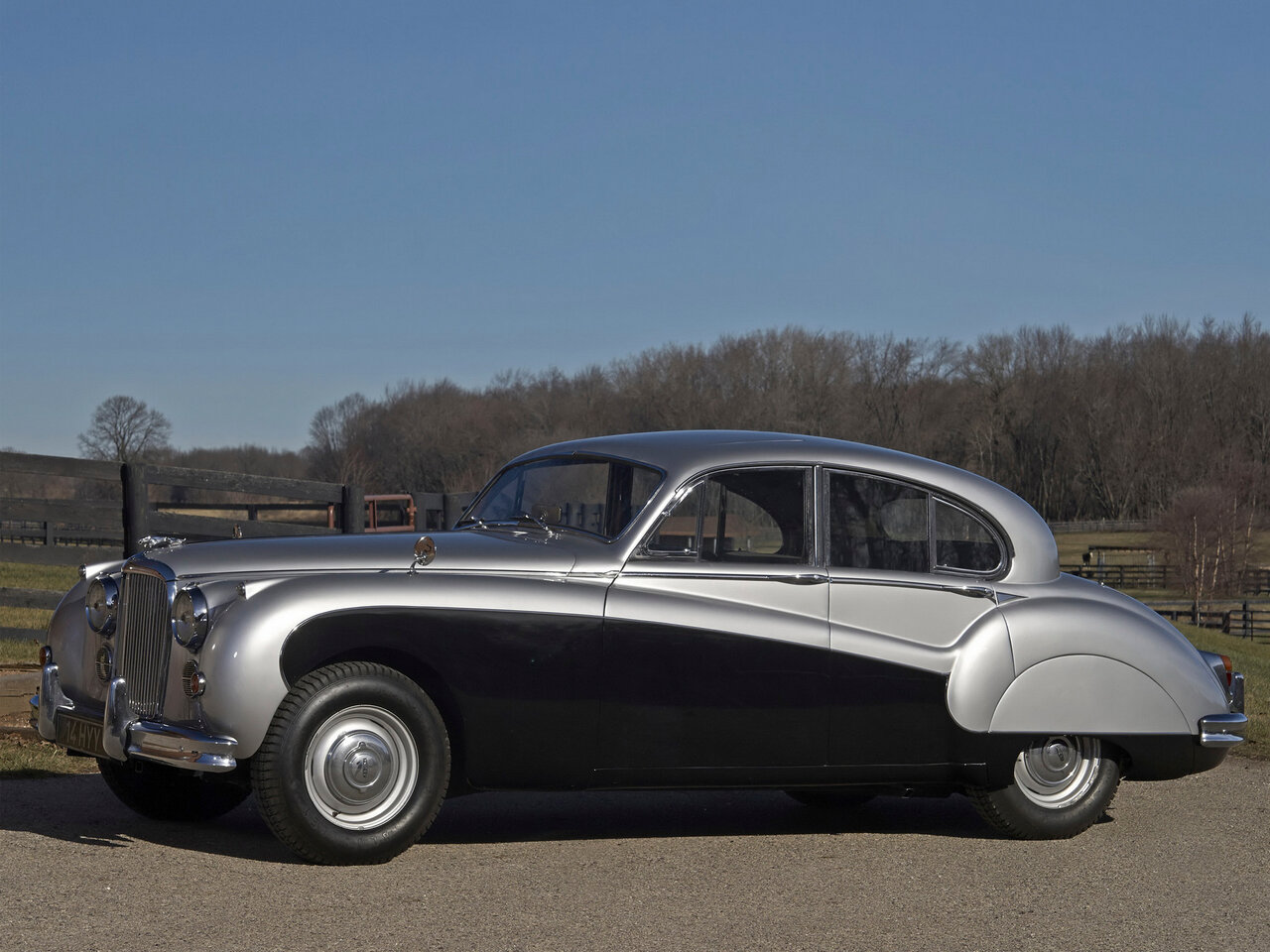 Jaguar Mark IX