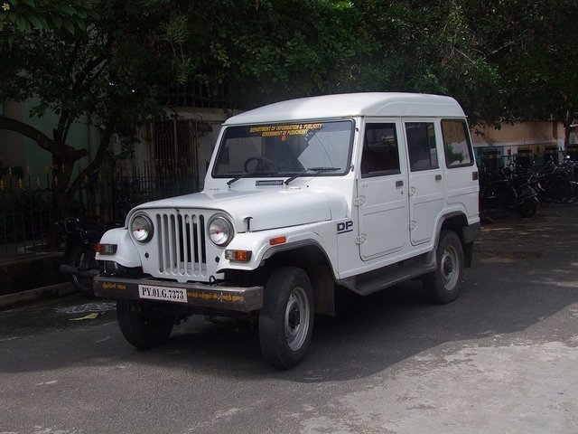 Mahindra Commander