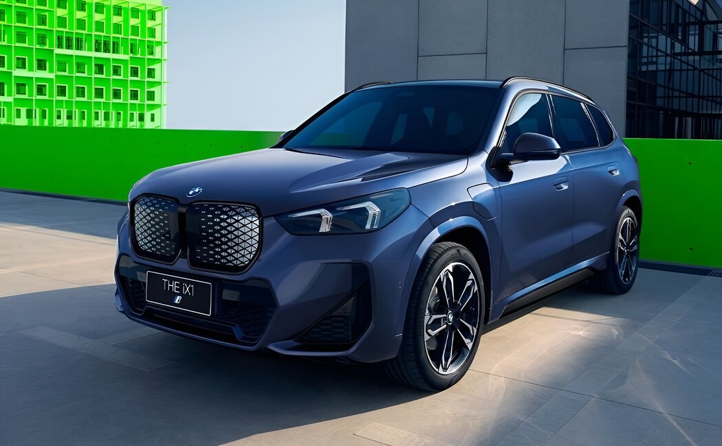 BMW iX1