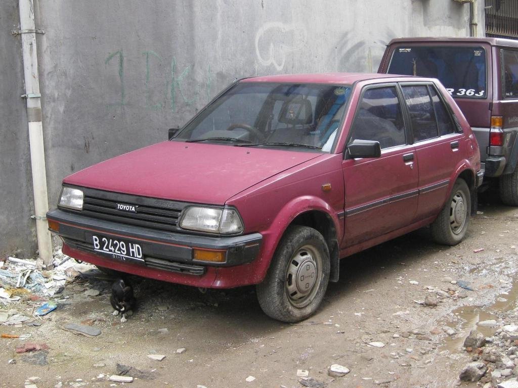 Toyota Starlet