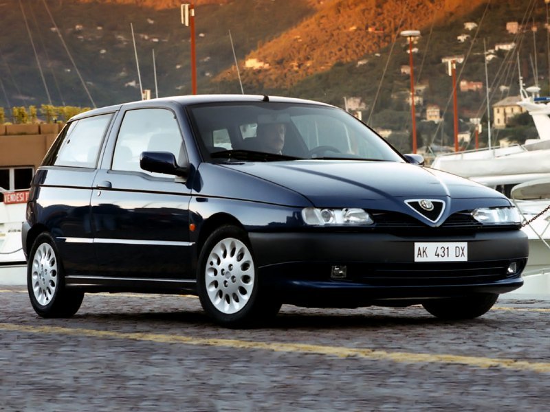 Alfa Romeo 145
