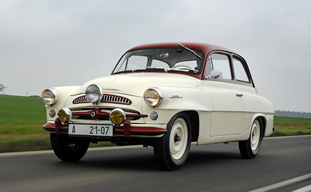 Skoda 445