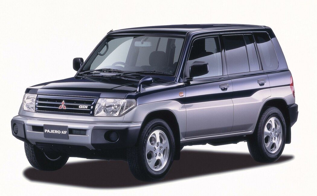 Mitsubishi Pajero iO