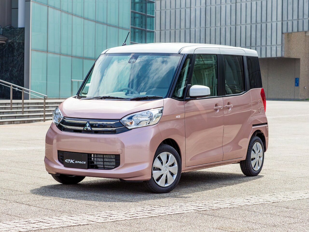 Mitsubishi eK Space