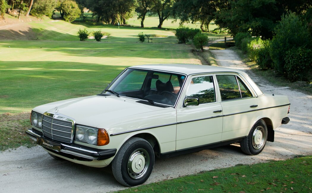 Mercedes-Benz W123