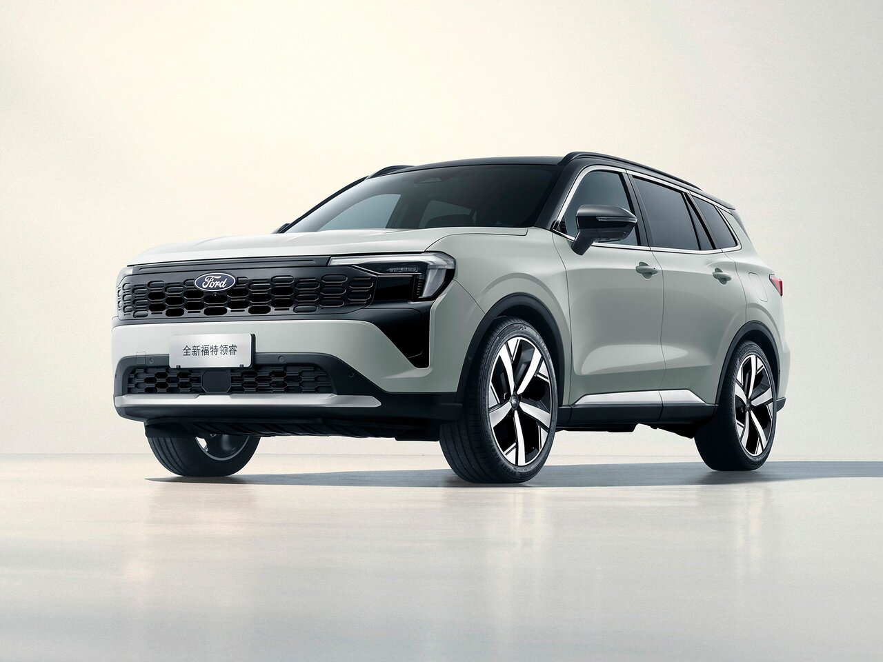 Ford Equator Sport