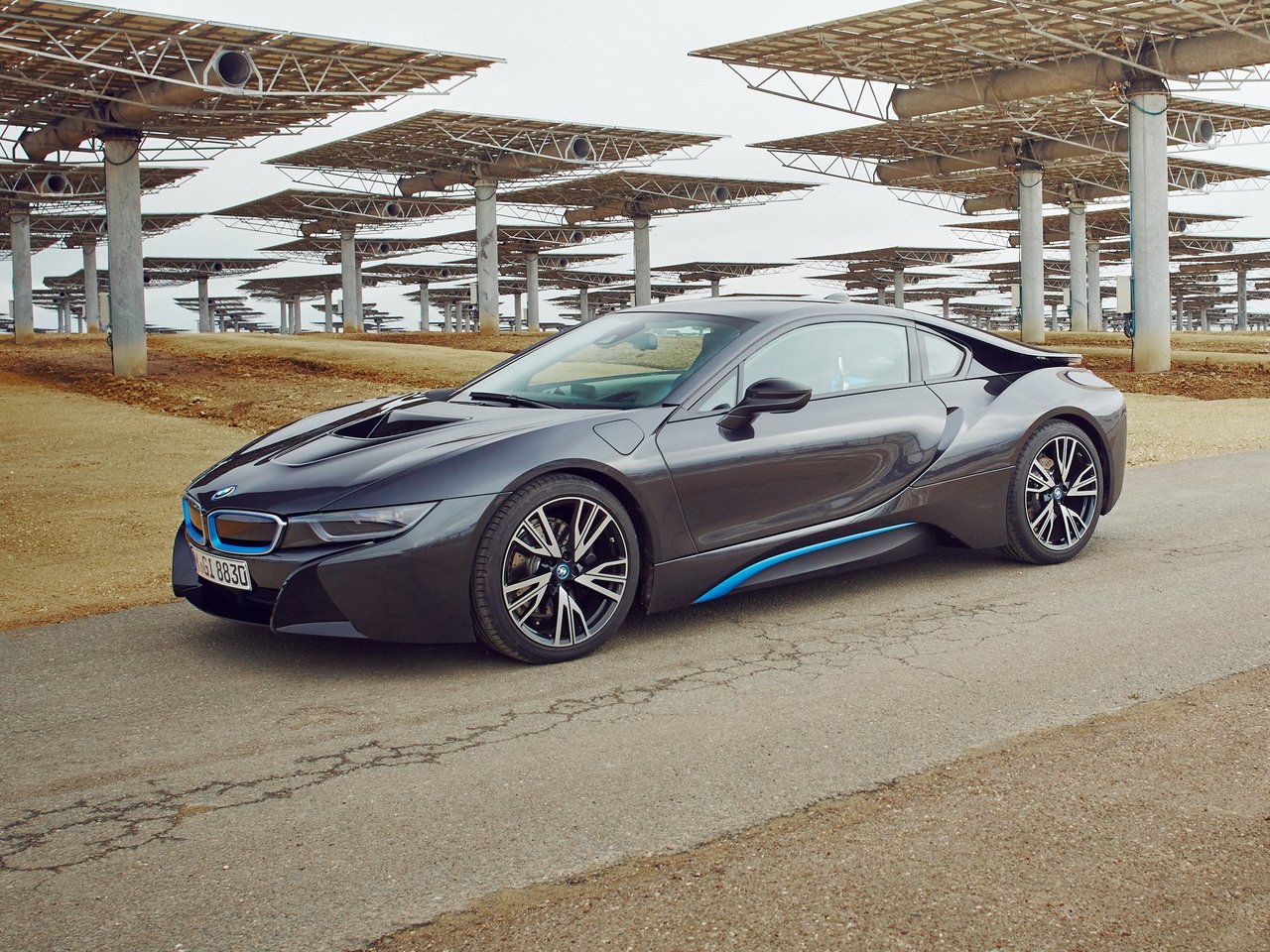 BMW i8