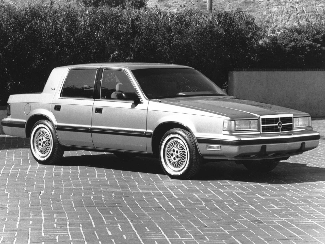 Chrysler Dynasty