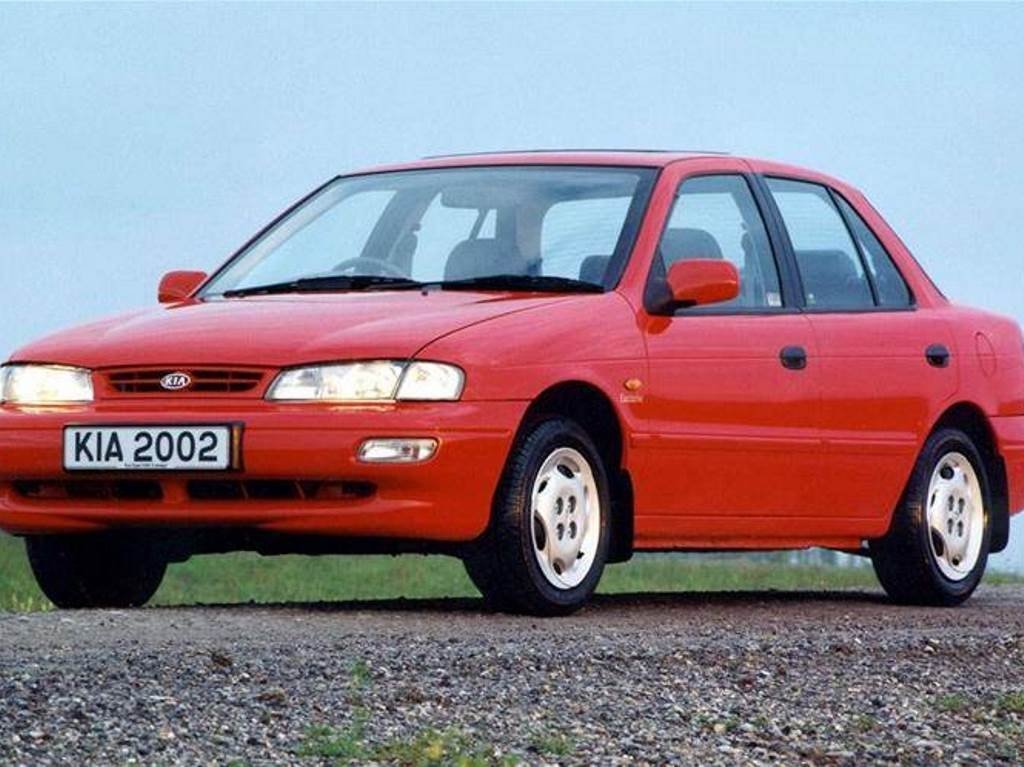 Kia Mentor