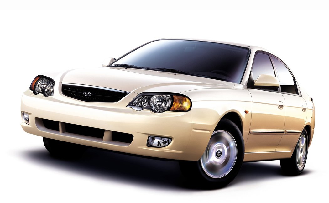 Kia Shuma