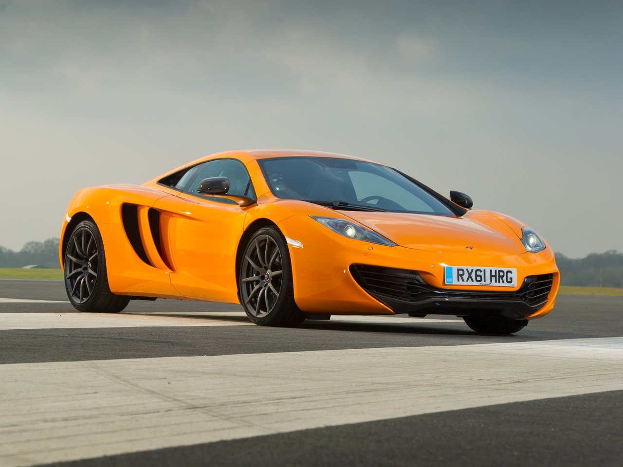 McLaren MP4-12C