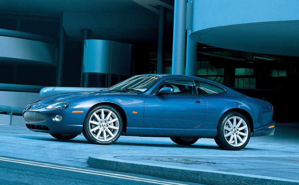 Jaguar XKR