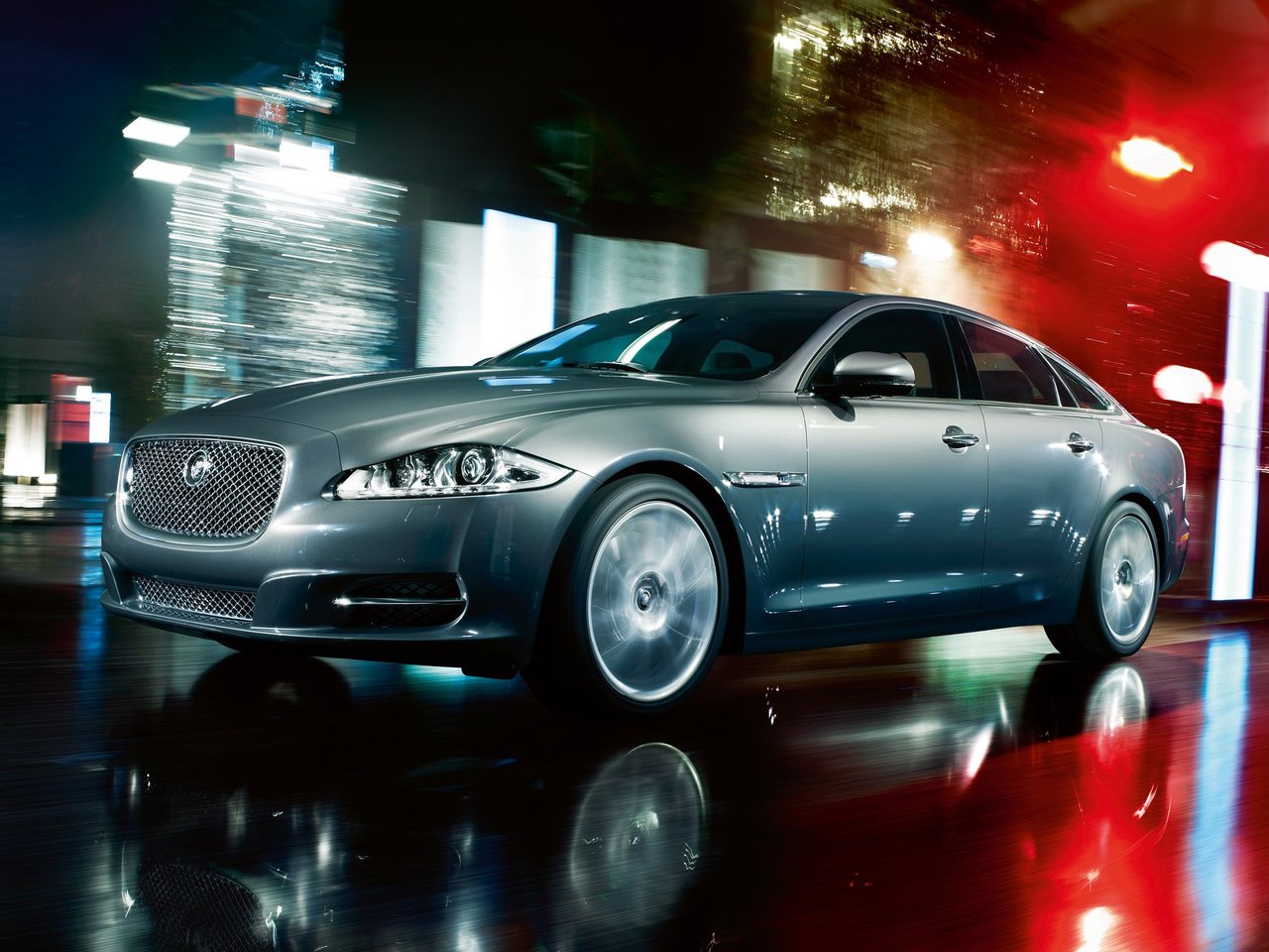 Jaguar XJ