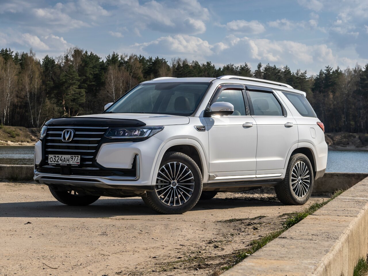 Changan CS95