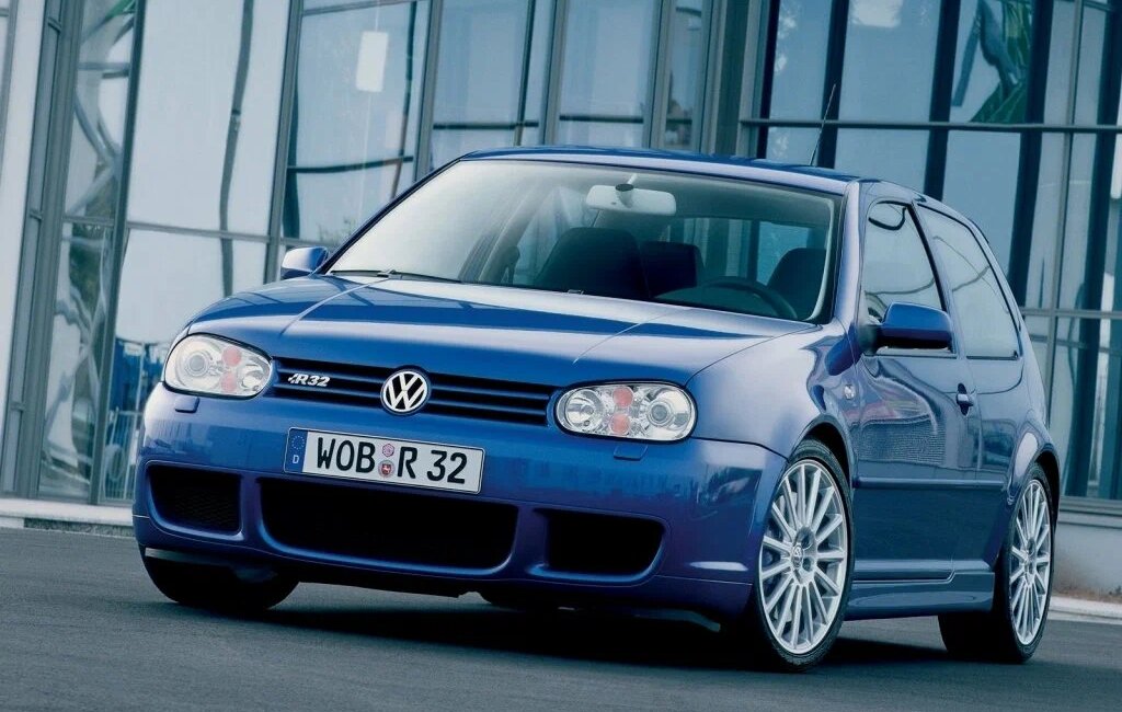 Volkswagen Golf R32