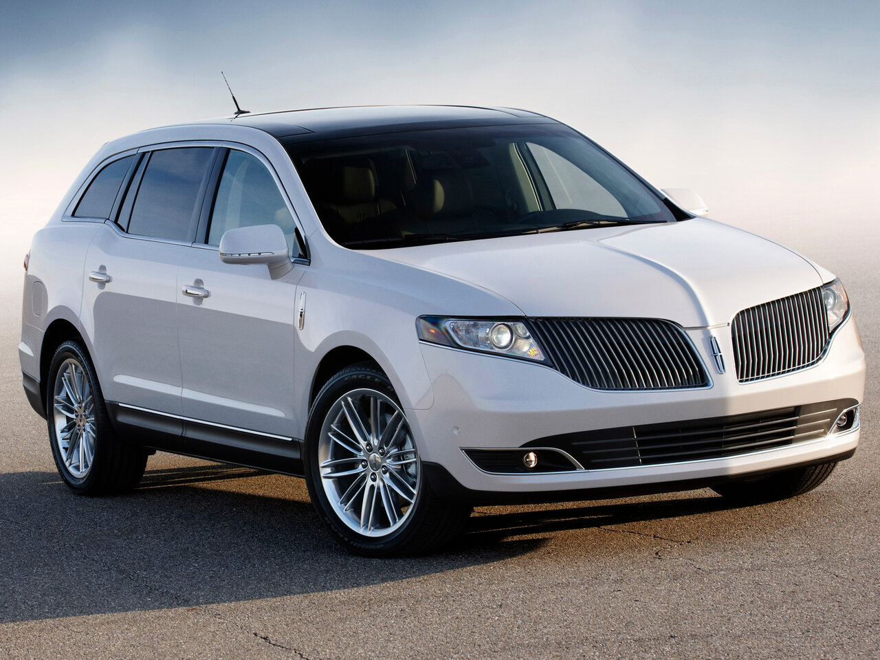 Lincoln MKT