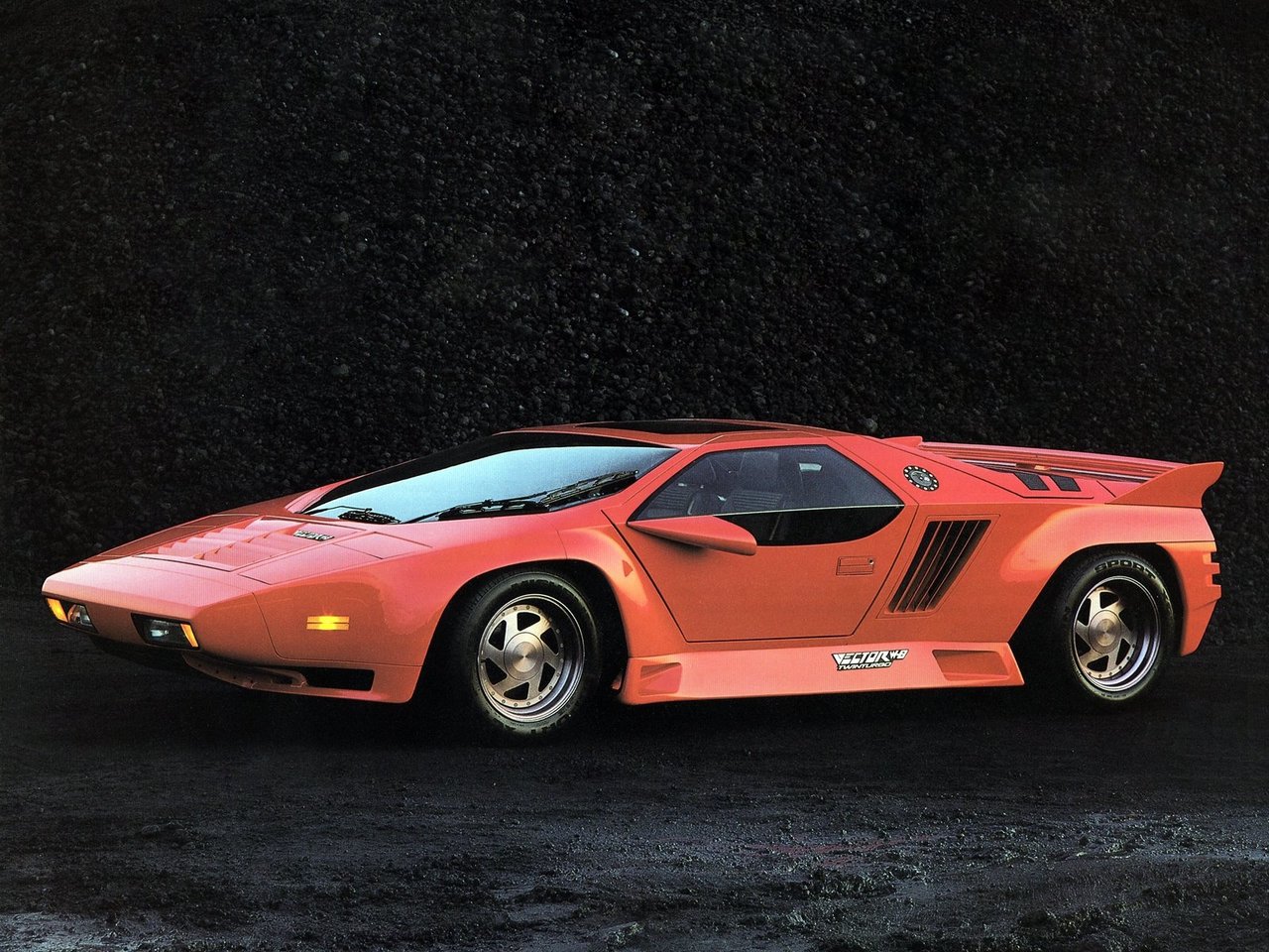 Vector Vector W8 Twin Turbo