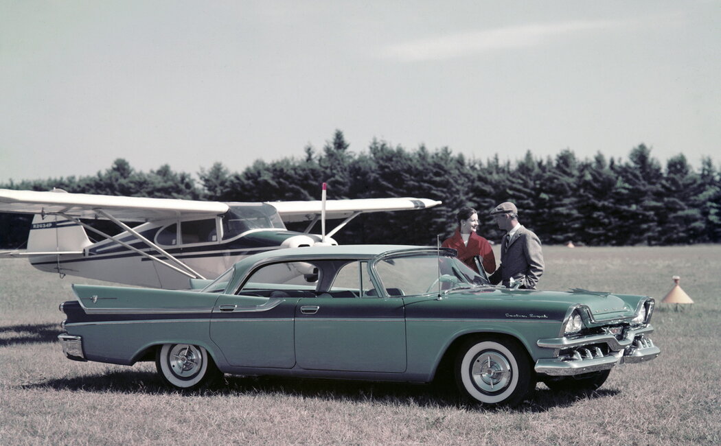 Dodge Custom Royal