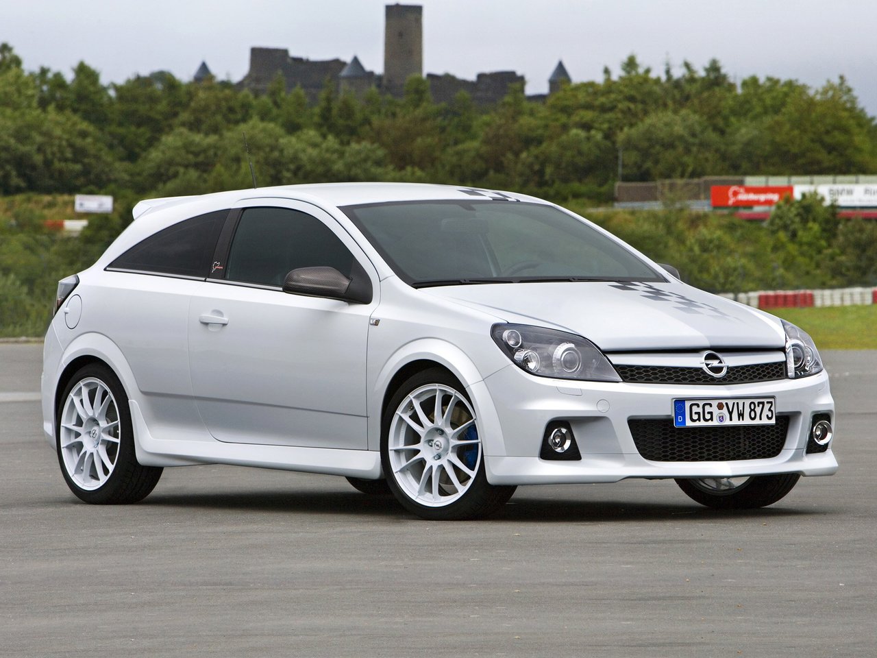 Opel Astra OPC