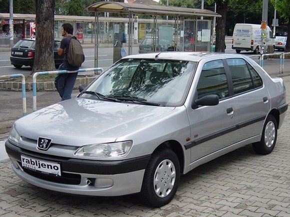 Peugeot 306