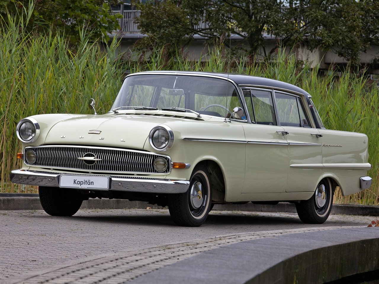 Opel Kapitan