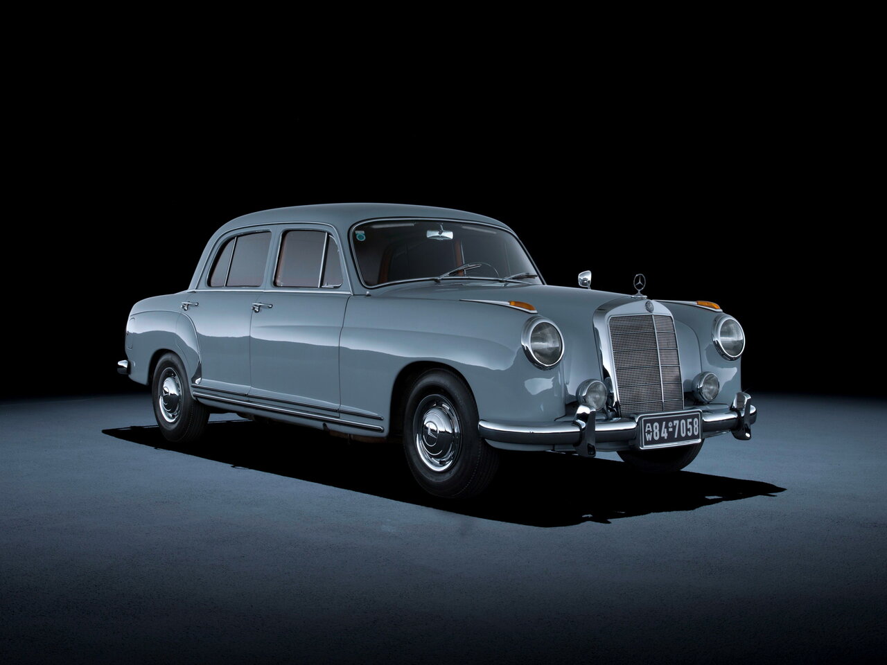 Mercedes-Benz W180