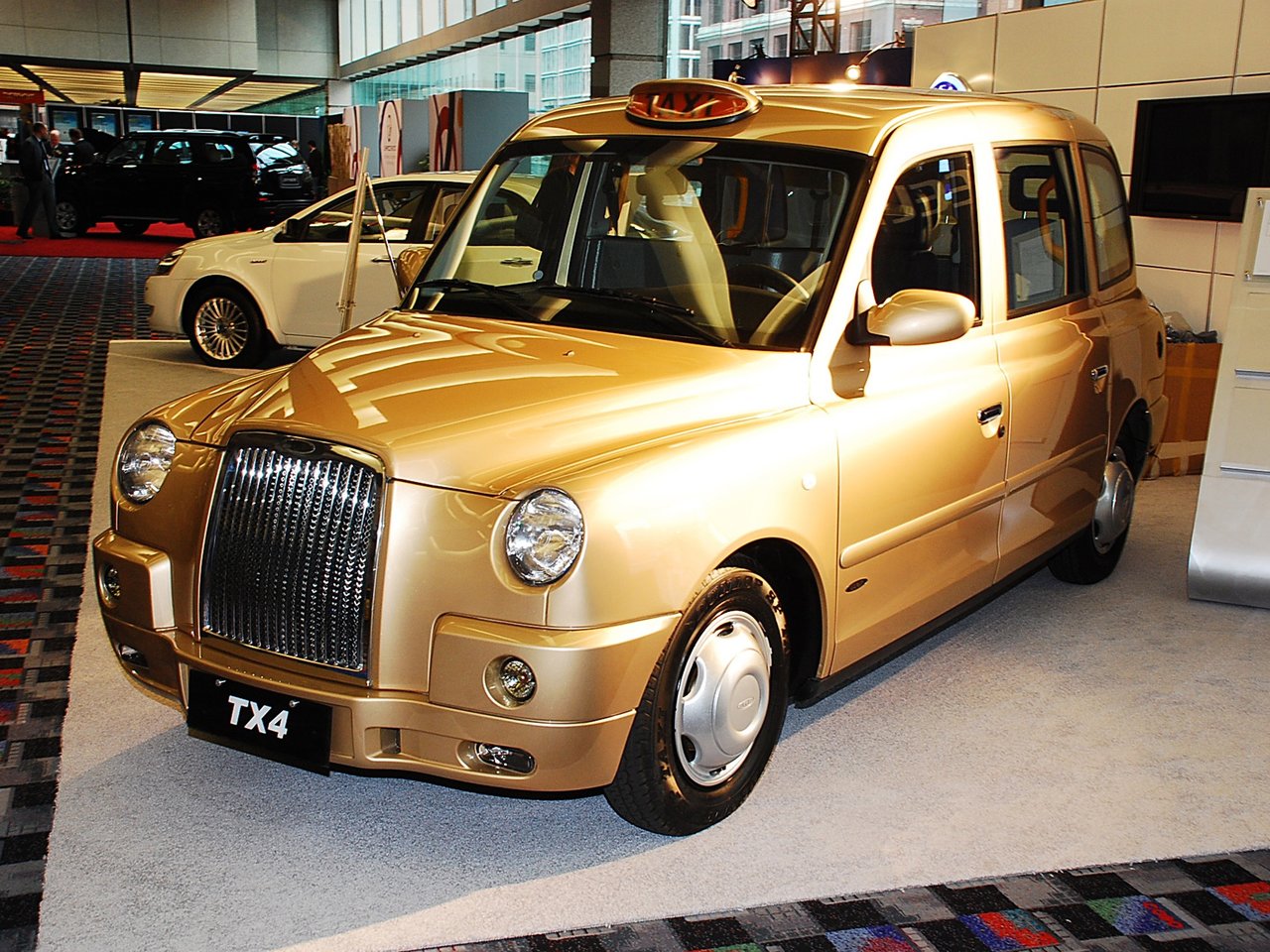 Geely TX4