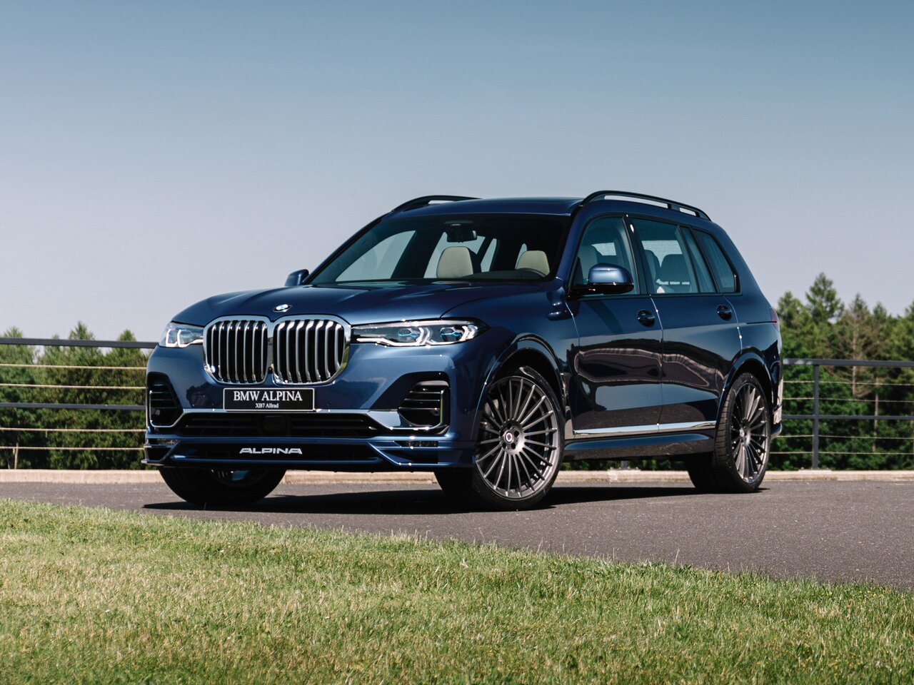 Alpina XB7