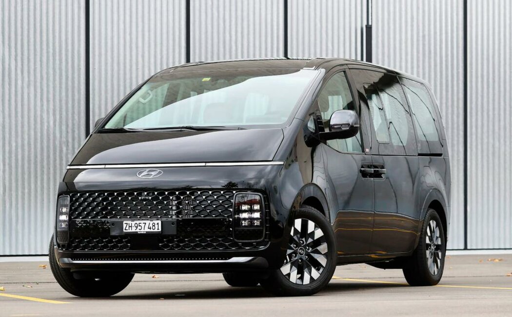Hyundai Staria