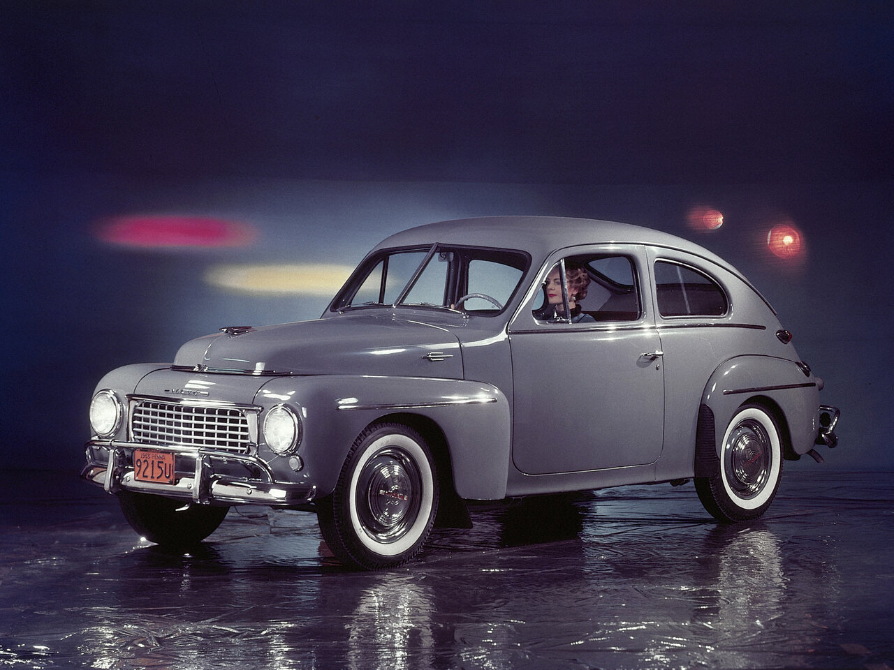 Volvo PV444