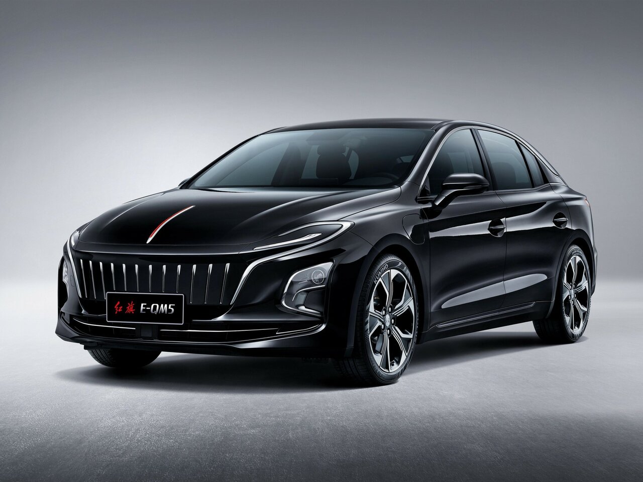 Hongqi E-QM5