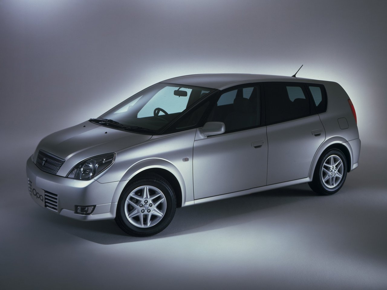 Toyota Opa