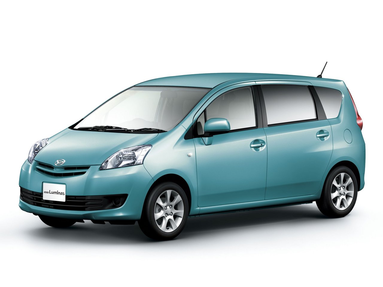 Daihatsu Boon Luminas