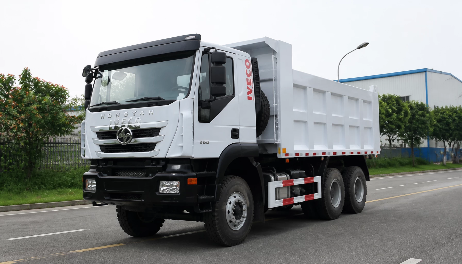 IVECO-Hongyan 6x4 (CQ3266)