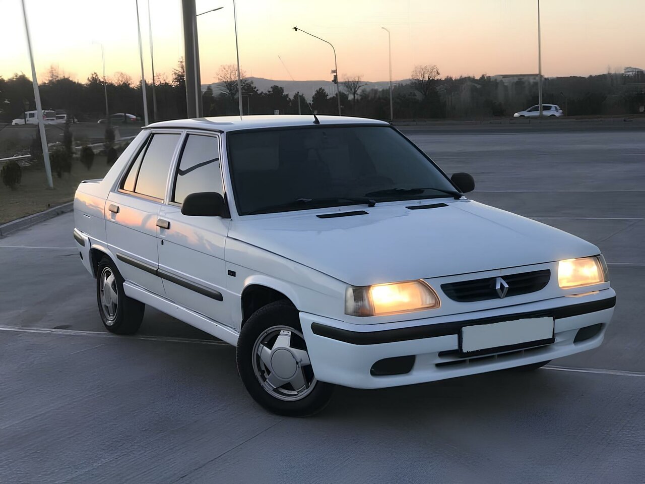 Renault 9