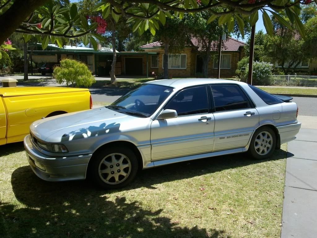 Mitsubishi Eterna