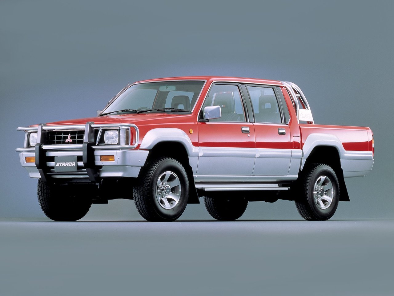 Mitsubishi Strada