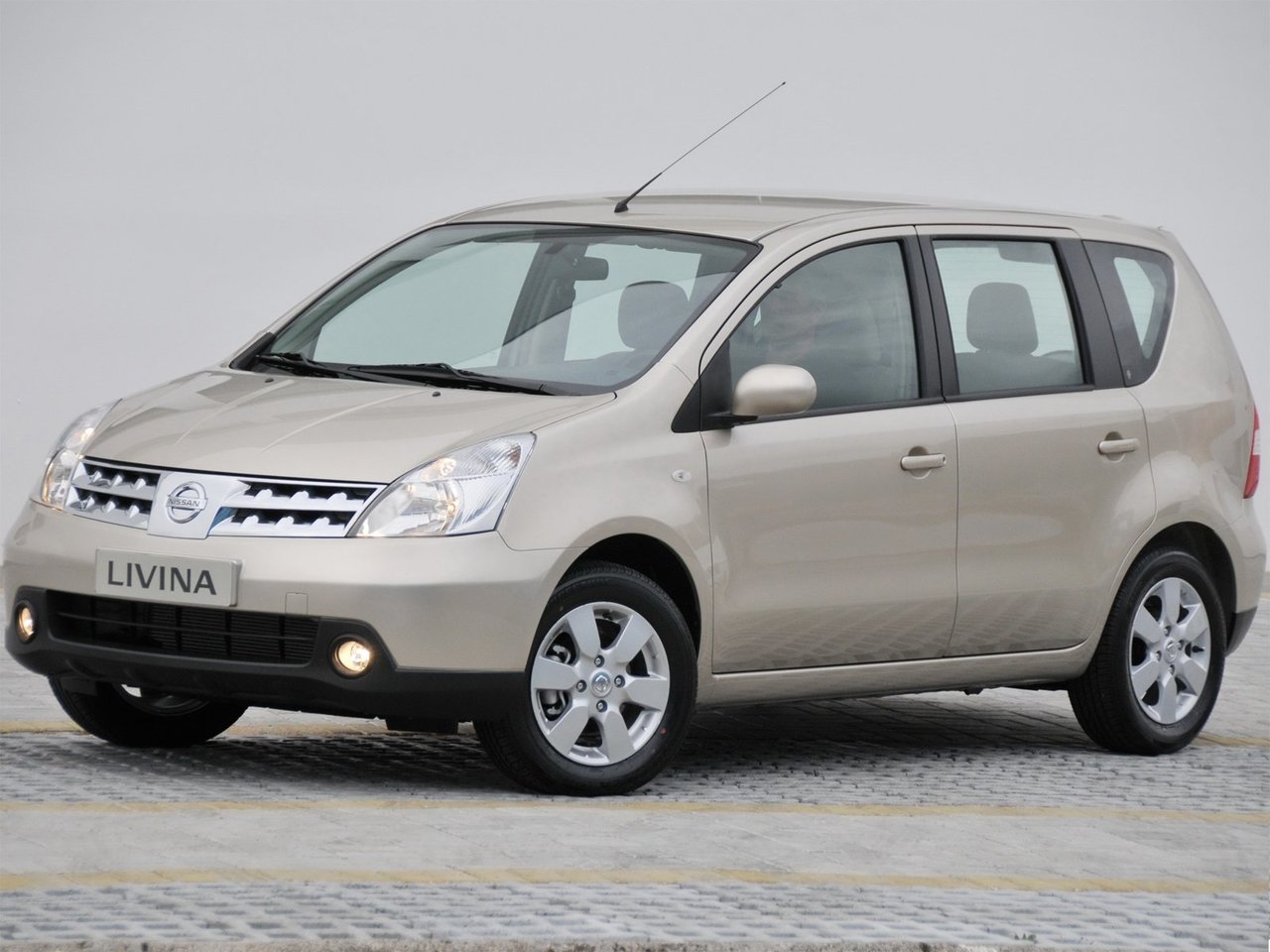 Nissan Livina