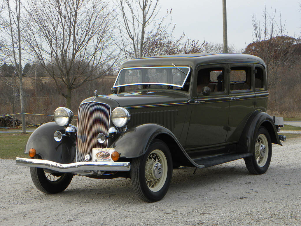 Plymouth De Luxe