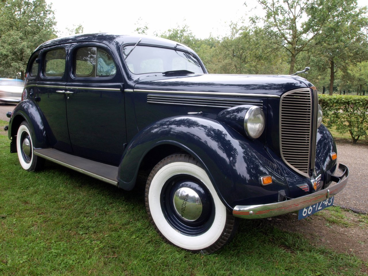 Dodge D8