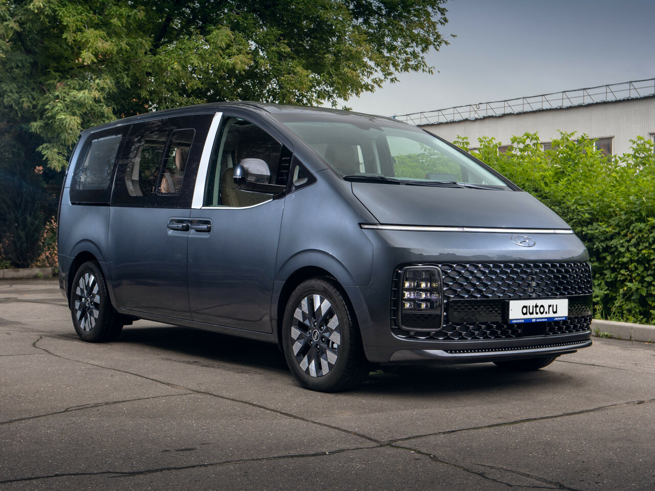 Hyundai Staria