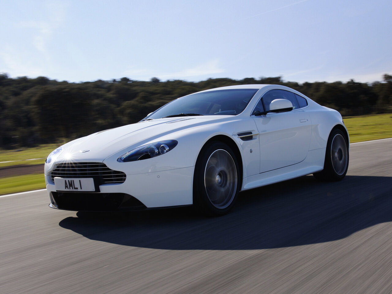 Aston Martin V8 Vantage