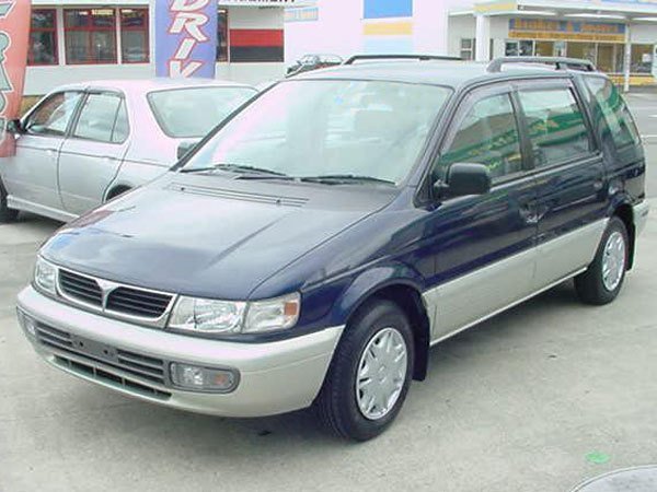 Mitsubishi Chariot