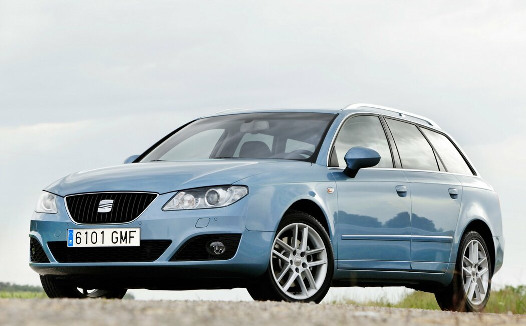 SEAT Exeo