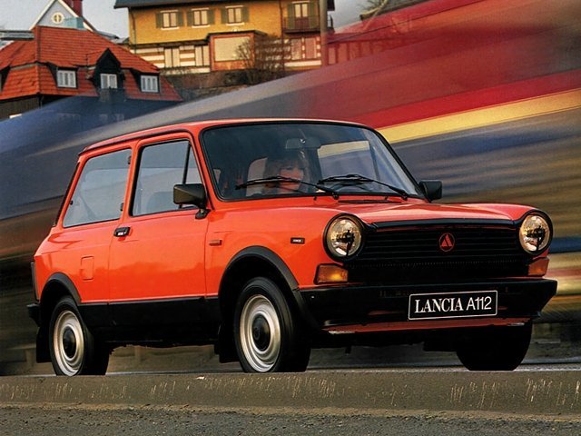 Lancia A 112