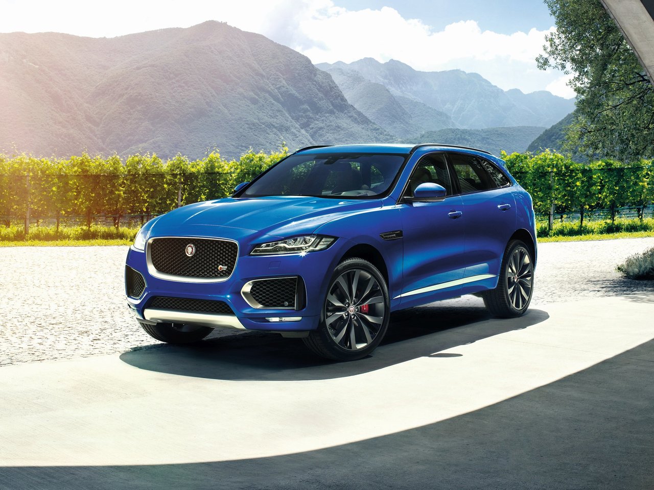 Jaguar F-Pace
